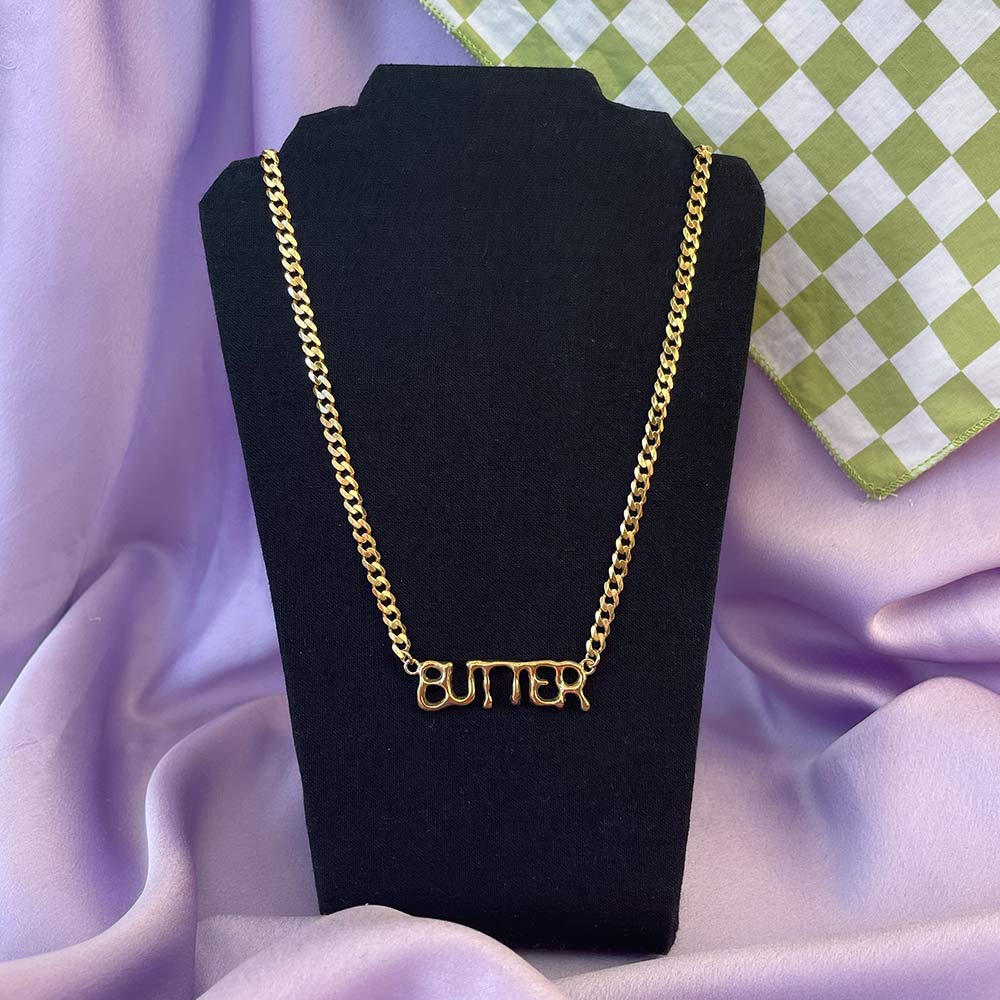 BUTTER Necklace