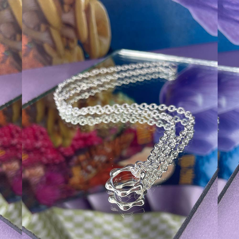 Knuckles Necklace