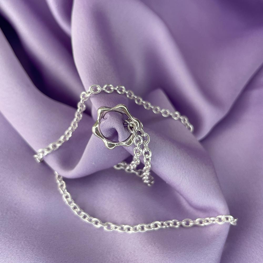 Knuckles Necklace
