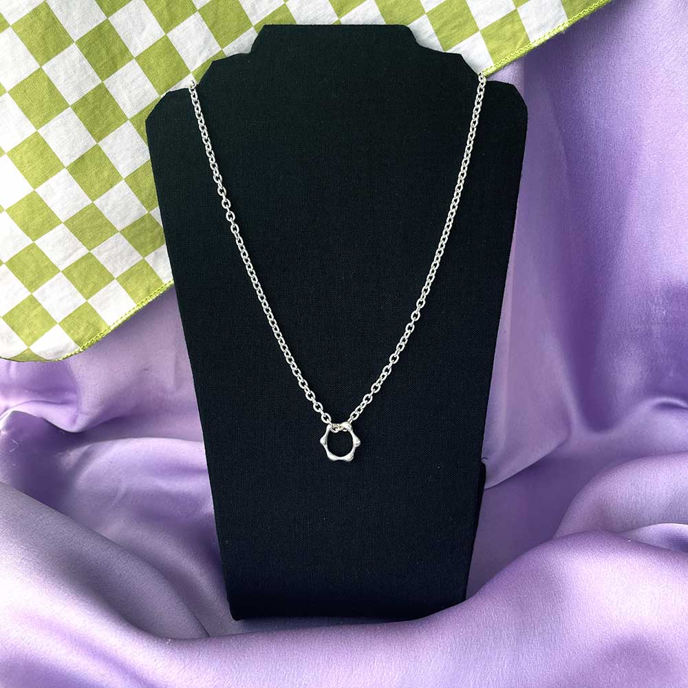 Knuckles Necklace