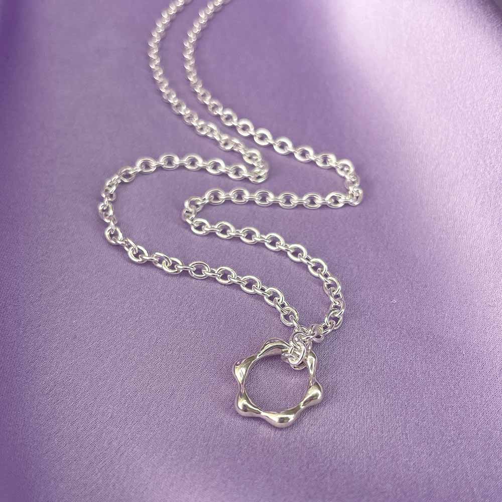 Knuckles Necklace