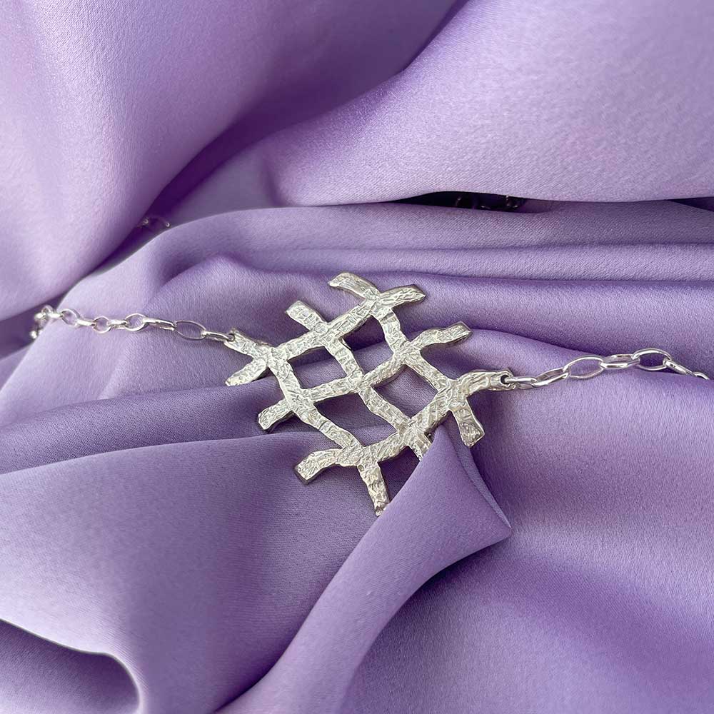 Le Grille Necklace