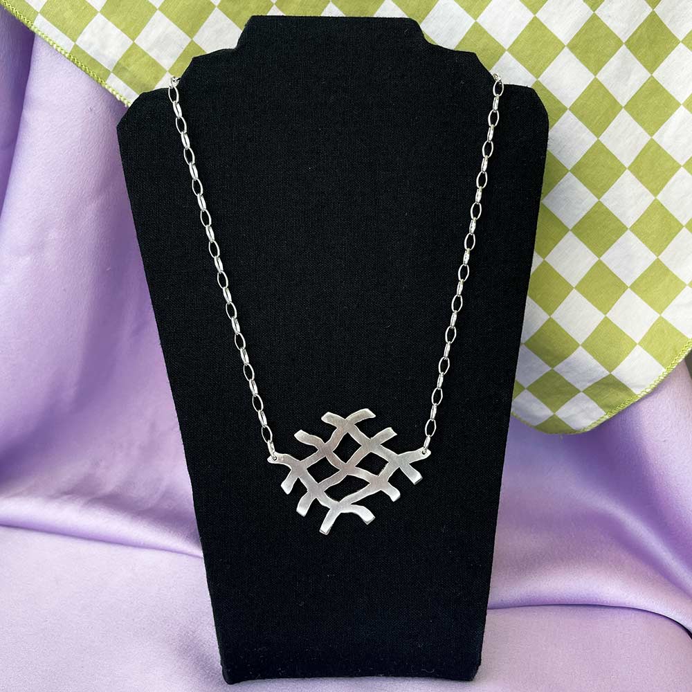 Le Grille Necklace
