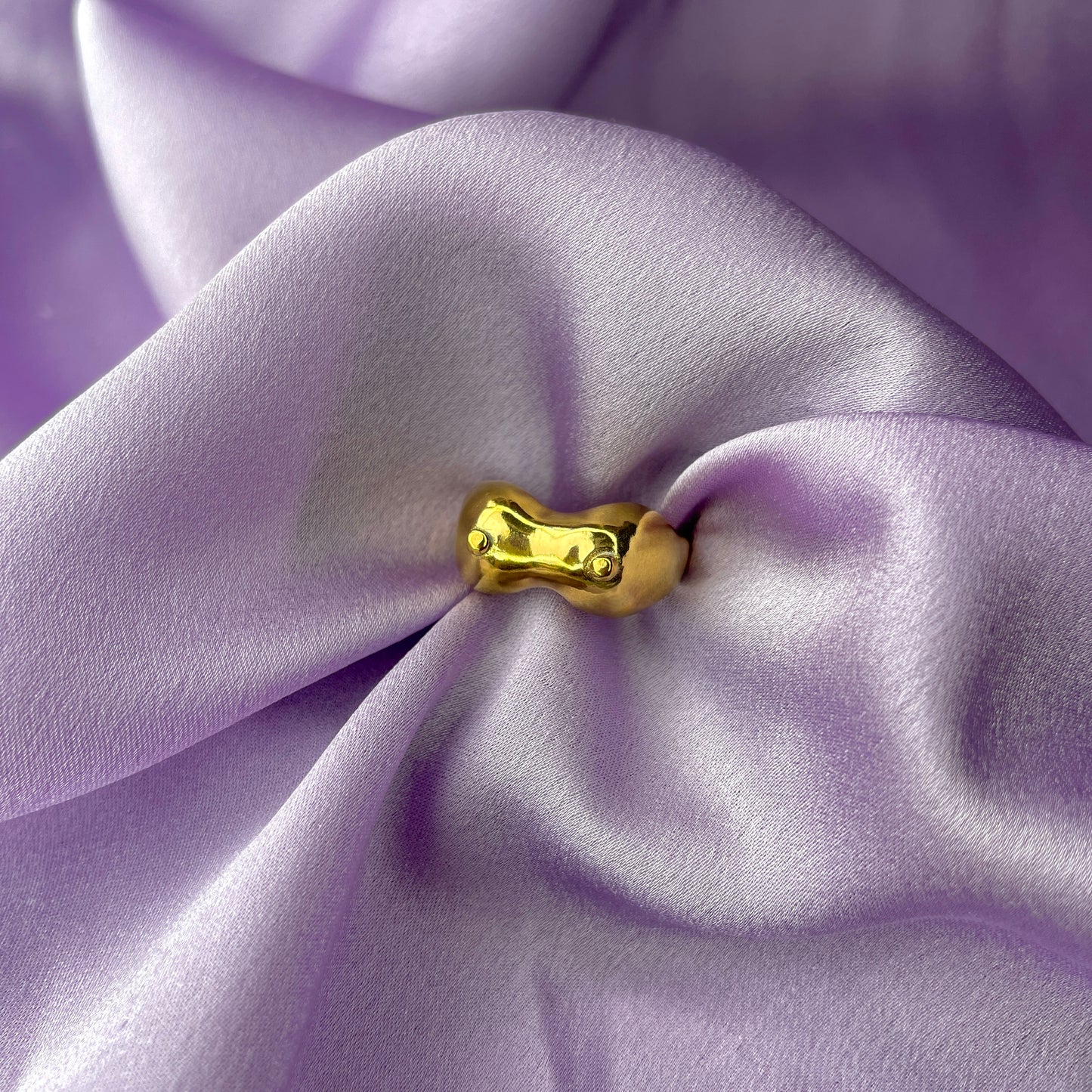 Boobs Ring