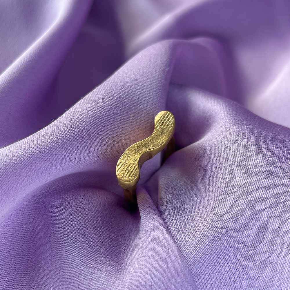 Tall Squiggle Ring