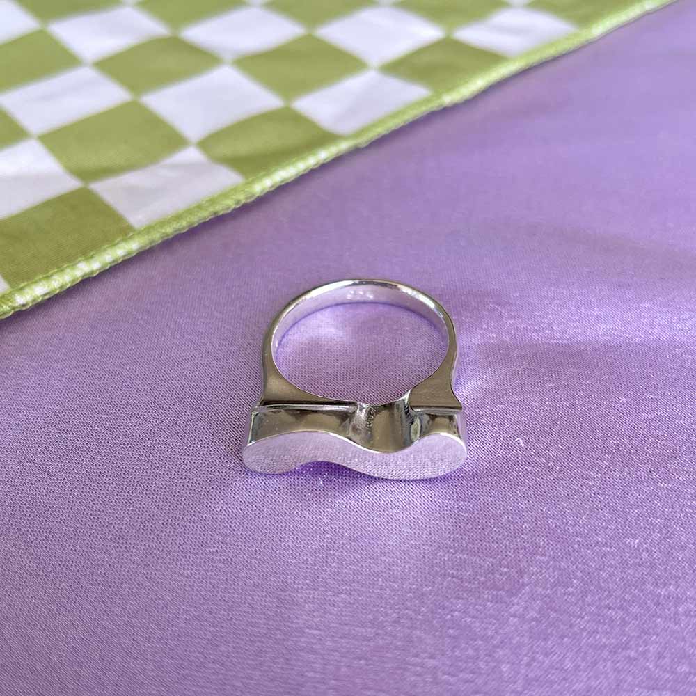 Smooth Squiggle Ring