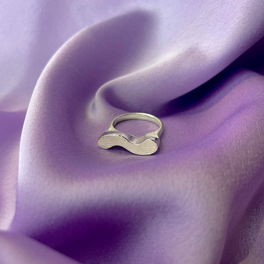 Tall Squiggle Ring